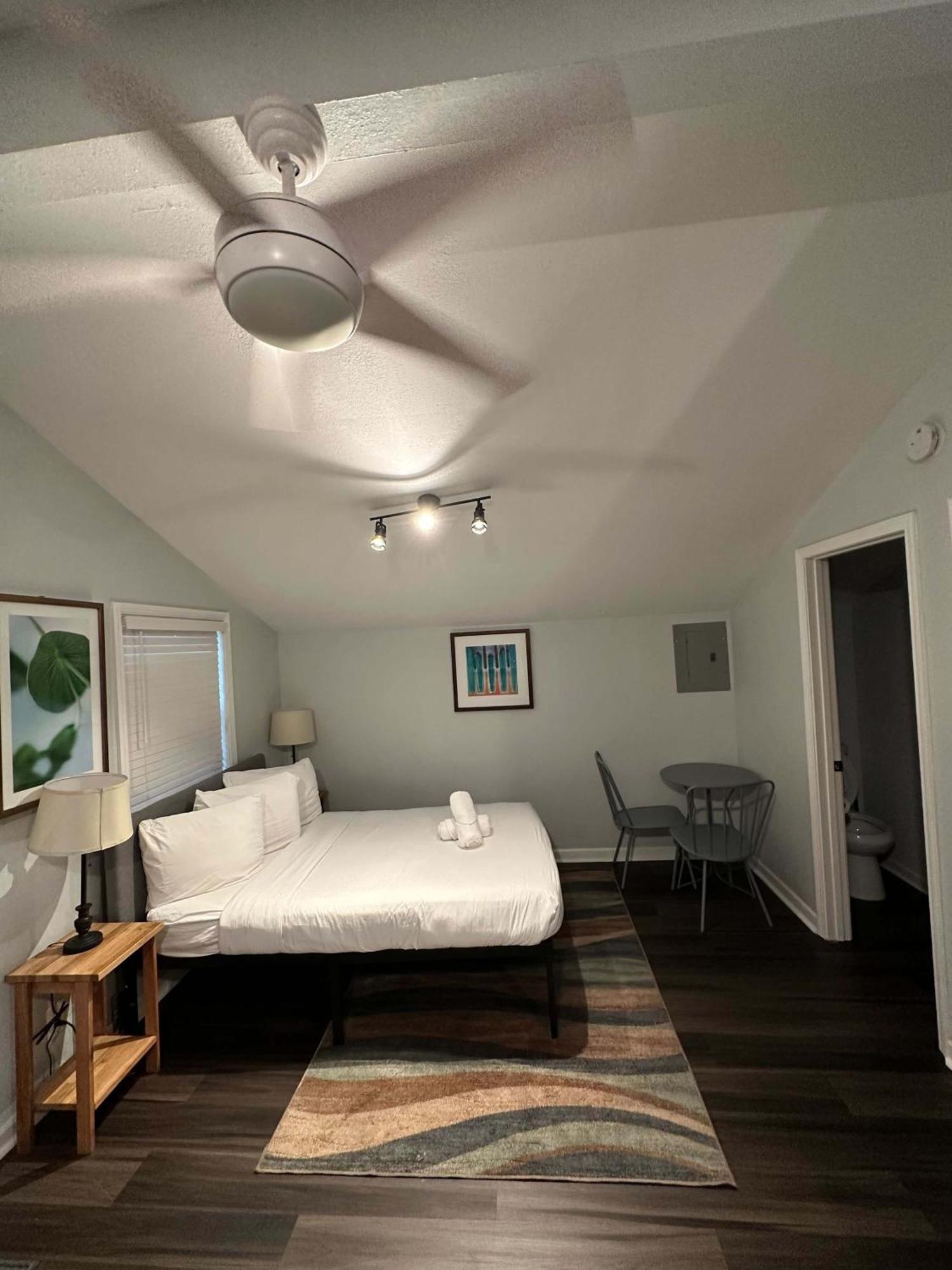 Pensacola Pearl - Studio Apartment - Pets Welcome Екстериор снимка