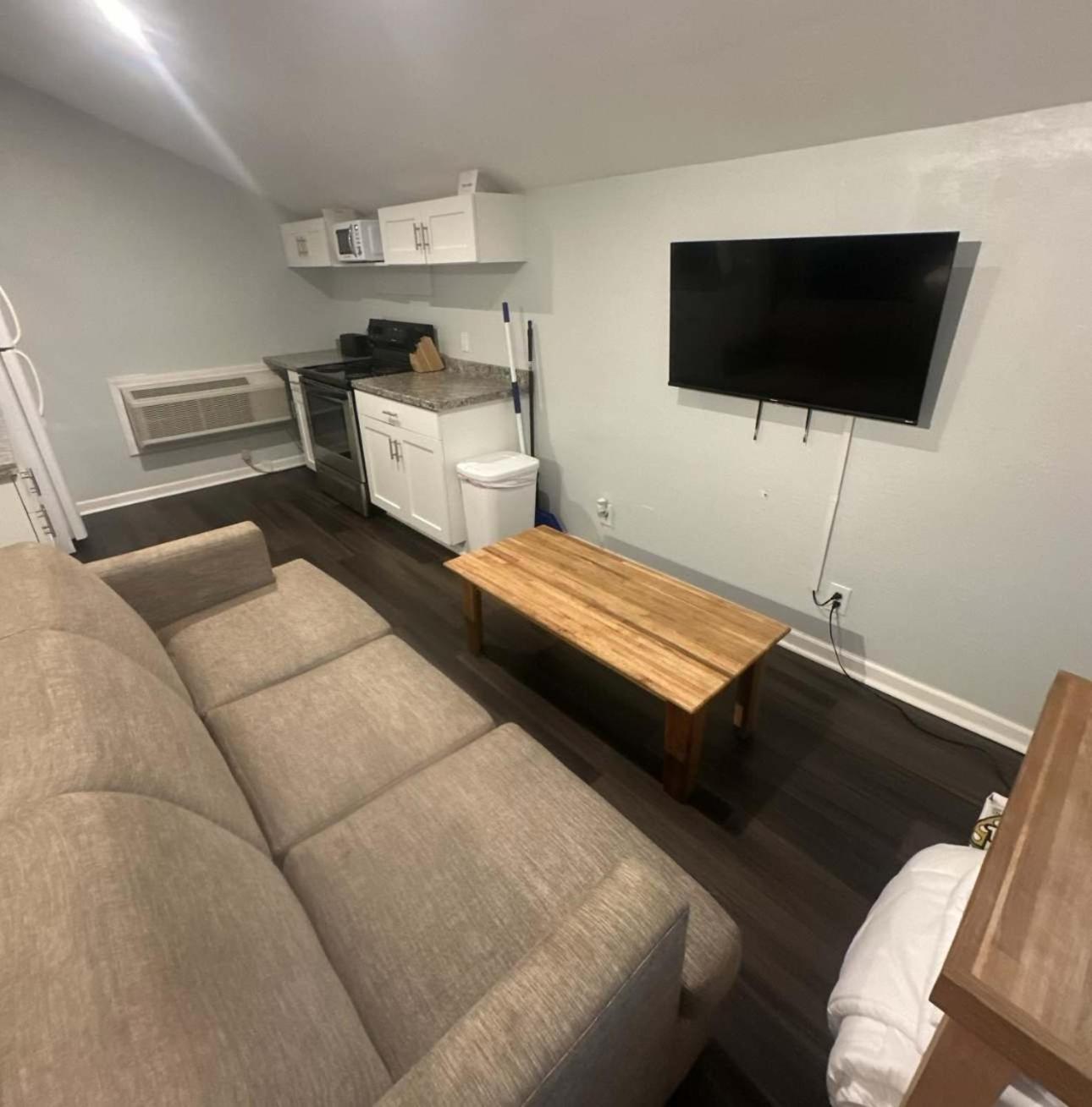 Pensacola Pearl - Studio Apartment - Pets Welcome Екстериор снимка